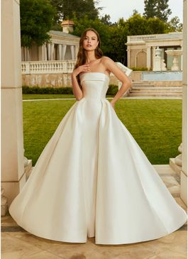 Missing image for Wedding overskirt Rhonda 2656 size 12 in stock