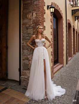 Missing image for Wedding dress 670