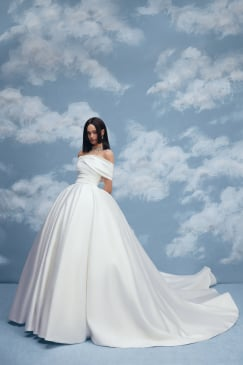 Missing image for Wedding dress Marea