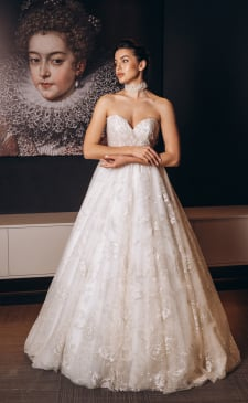 Missing image for Wedding dress Eda