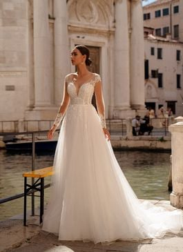 Missing image for Wedding dress 211