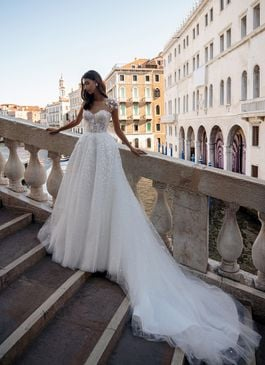 Missing image for Wedding dress 214