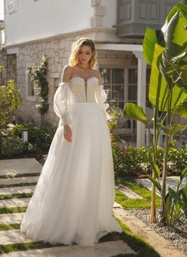 Missing image for Sample wedding dress Caron size 6 in stock