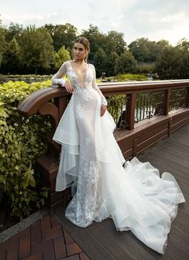 Missing image for Sample wedding dress LUNA size 6 in stock