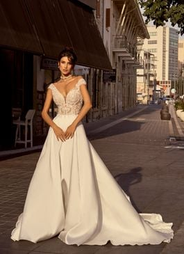 Missing image for Wedding dress Renata