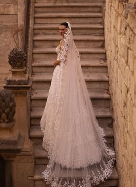 Missing image for Wedding veil VO-013