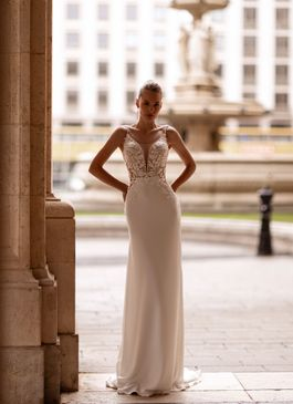 Missing image for Wedding dress 5631