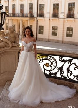 Missing image for Wedding dress 730