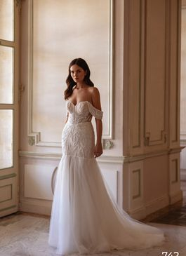 Missing image for Wedding dress 742