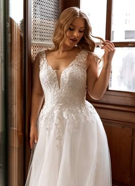 Missing image for Wedding dress Brigitte