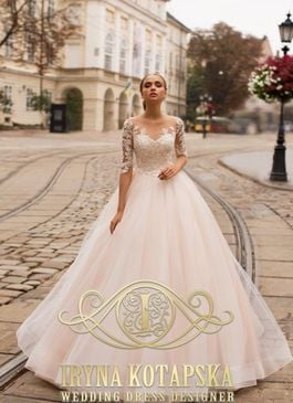 Missing image for Sample wedding dress EU2009 size 2 in stock