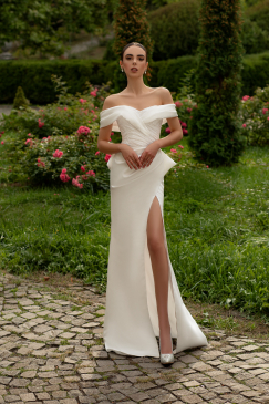 Missing image for Sample Wedding dress Reina size 12 in stock