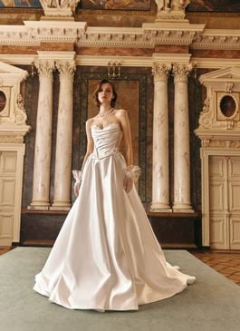 Missing image for Wedding dress liranis size 10 in stock