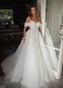 Missing image for Sample Wedding dress Magdalena size 12