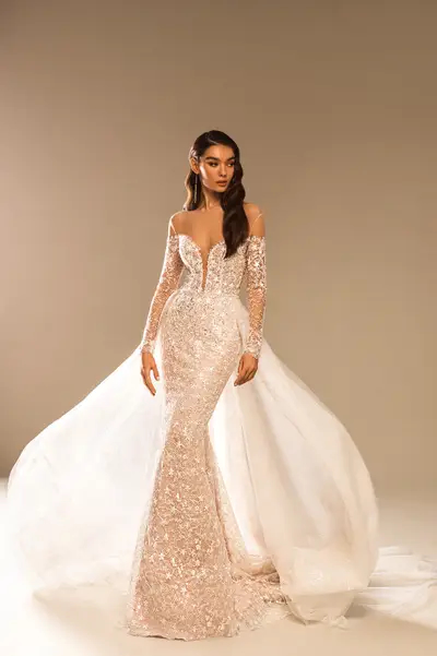 Missing image for Sample Wedding dress Aurora size 6 in stock