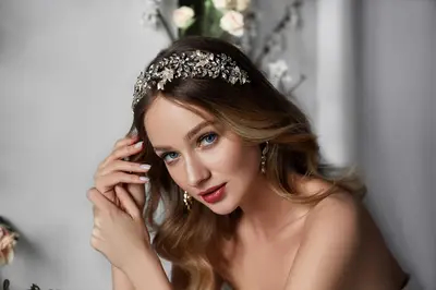 Missing image for Floral Tiara EH005