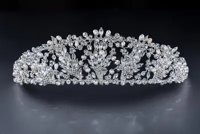 Missing image for Bridal Tiara T0092