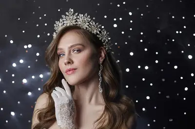 Missing image for Floral Bridal Tiara T039