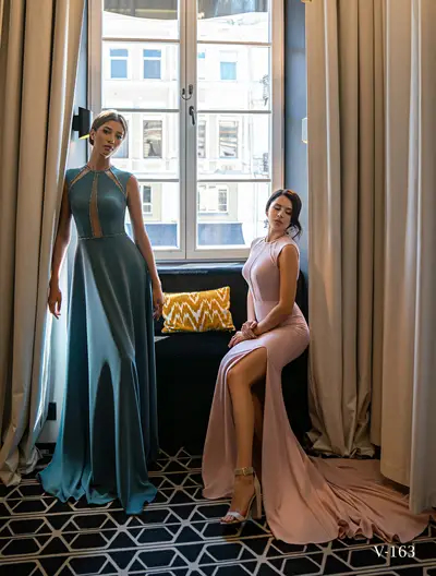 Missing image for Evening dress V-163