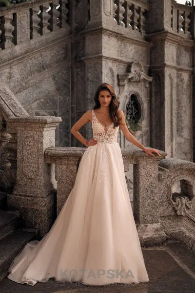 Missing image for Sample Wedding Overskirt F 2604-size 8 in stock