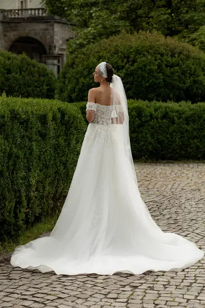 Missing image for Wedding veil Elmira