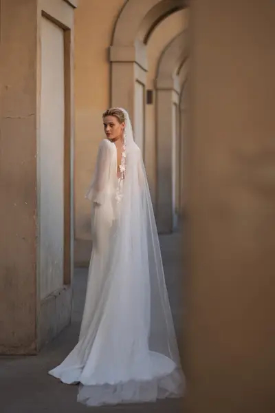 Missing image for Wedding veil Renie