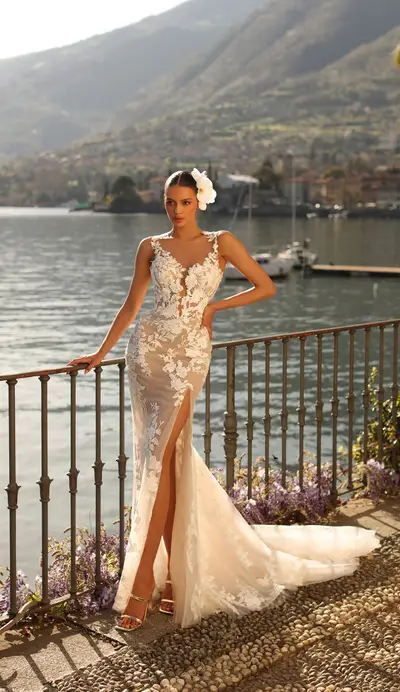 Missing image for Wedding dress Iris