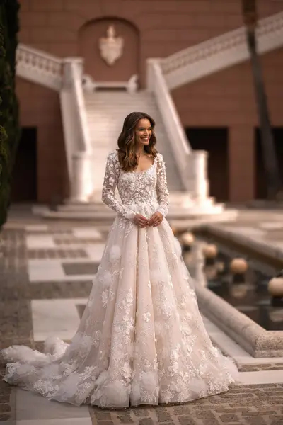 Missing image for Wedding dress VR-001