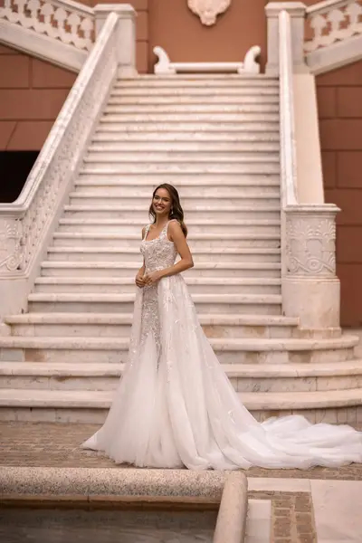 Missing image for Wedding dress VR-013