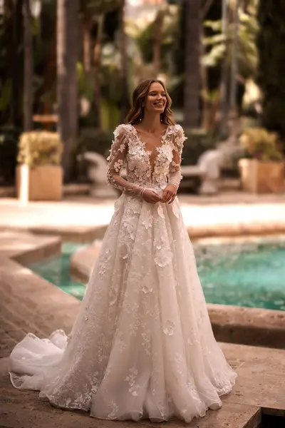 Missing image for Wedding dress VR-020
