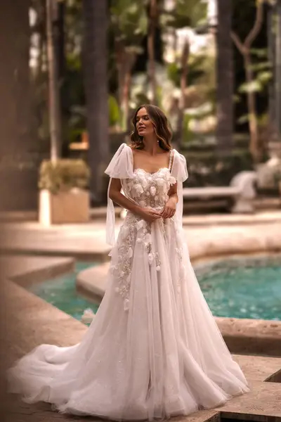 Missing image for Wedding dress VR-026