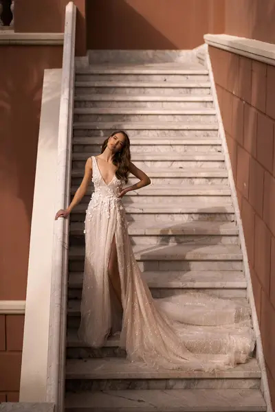 Missing image for Wedding dress VR-027