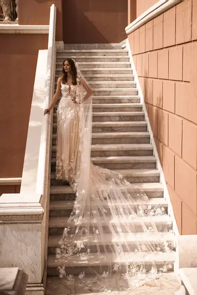 Missing image for Wedding dress VR-033