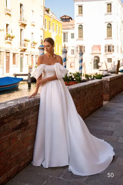 Missing image for Wedding dress 50