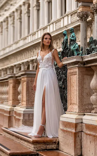 Missing image for Wedding dress 60