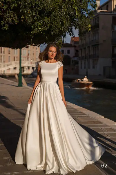 Missing image for Wedding dress 62