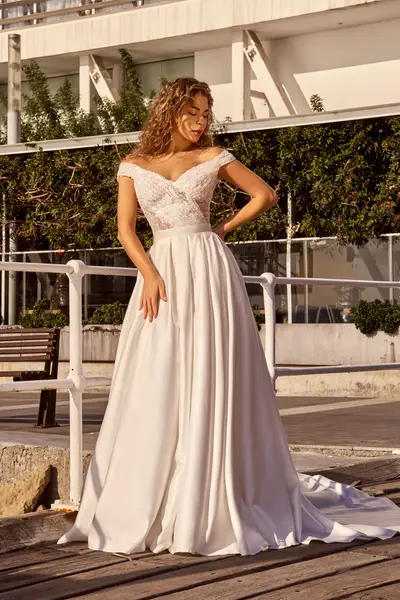 Missing image for Wedding dress Beatriz