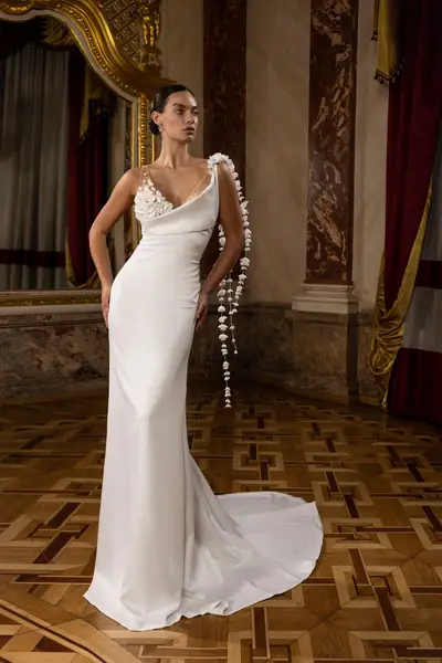 Missing image for Wedding dress Flouris