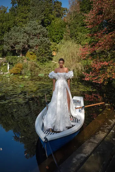 Missing image for Wedding dress Alpina