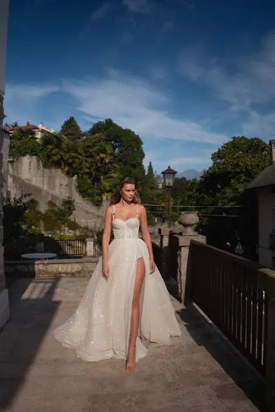 Missing image for Wedding dress Jeveli