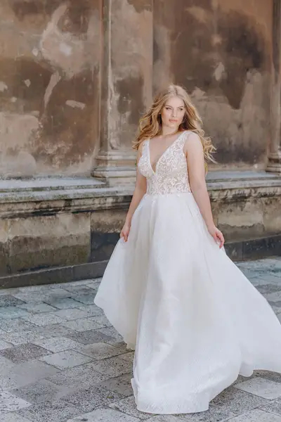 Missing image for Wedding dress  Dalia