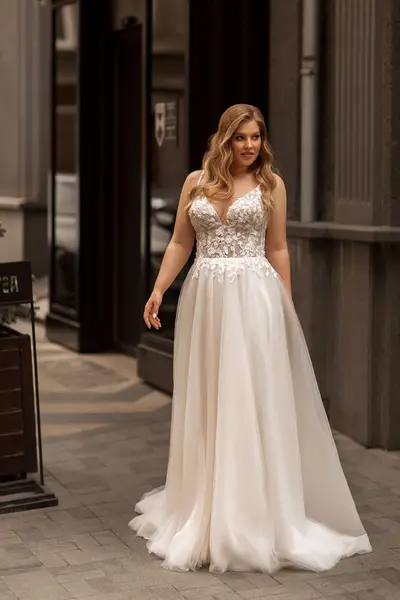 Missing image for Wedding dress Esther