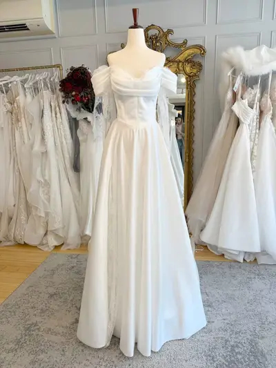 Missing image for Sample wedding dress Chantalie size 12 in stock