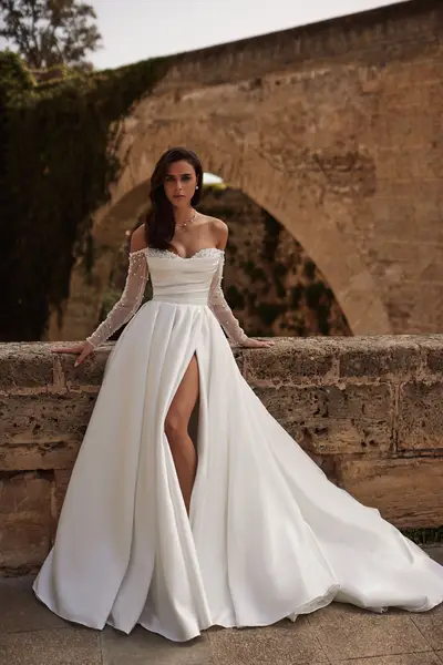 Missing image for Wedding dress Kenedy