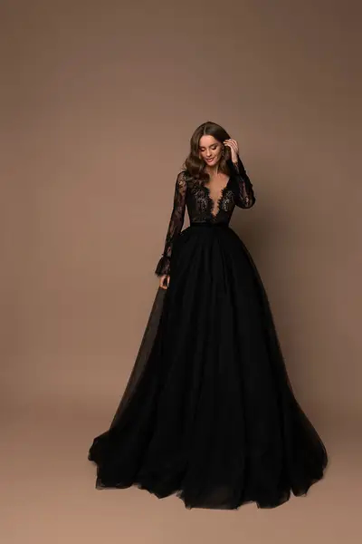 Missing image for Evening dress V-195 size 6 in stock