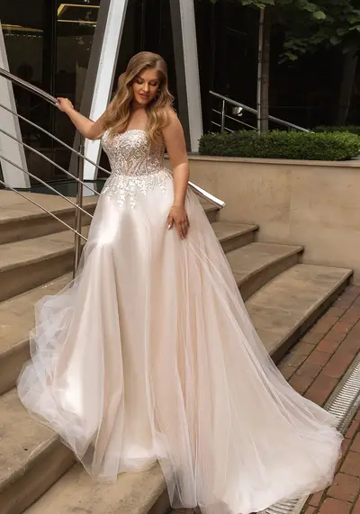 Missing image for Sample Wedding dress Debbie size 20