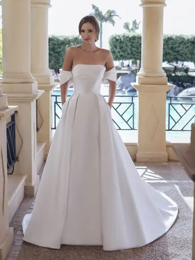 Missing image for  Sample Wedding dress Sevilla size 10 in stock