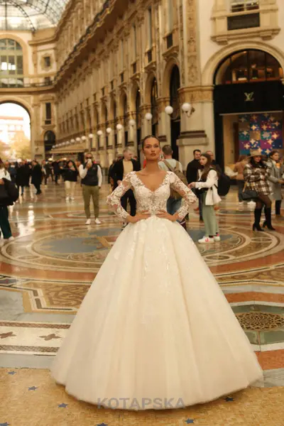 Missing image for Sample wedding dress D2436 size 10 in stock