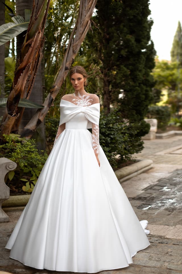 Wedding dress SEGURA Product for Sale at NY City Bride