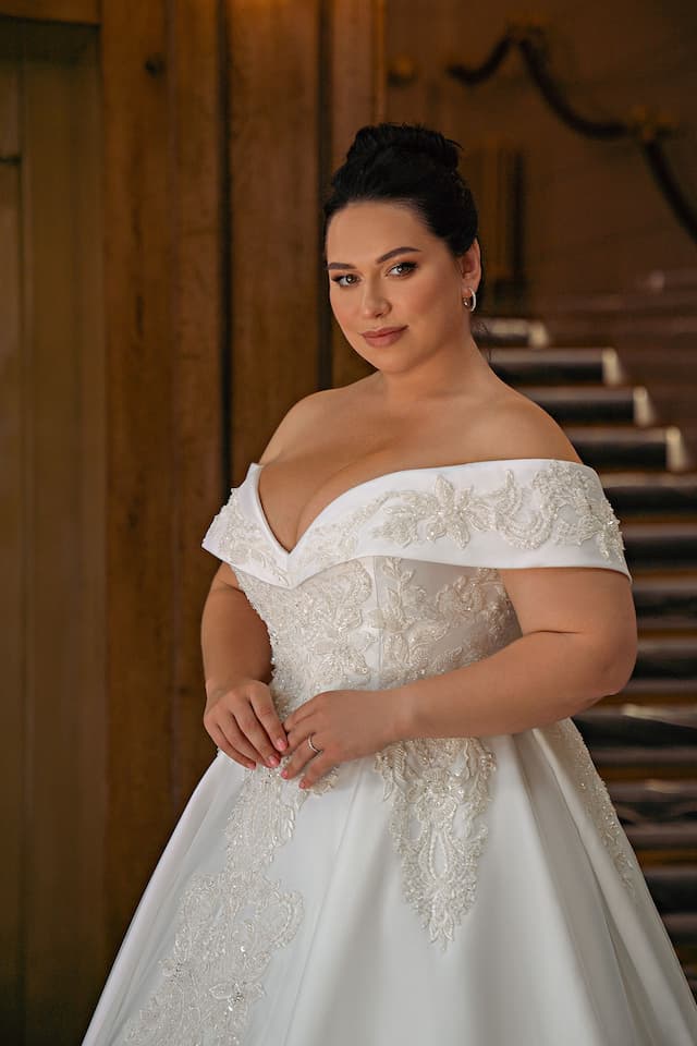 Plus Size Wedding Dresses for the Modern Bride - 5 Wedding Dress Designers  for the Curvy Bride